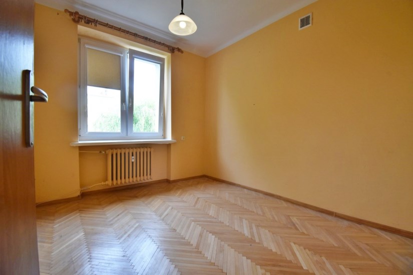 Mieszkanie Sprzedaż - Kielce province, starachowicki, Starachowice, Majówka