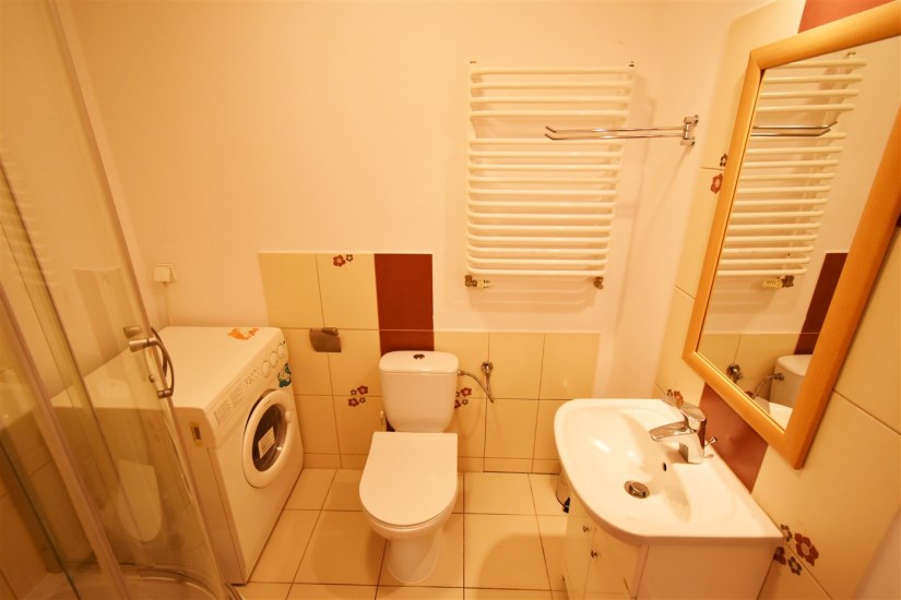 Mieszkanie Wynajem - Kielce province, Kielce m., Kielce, Centrum