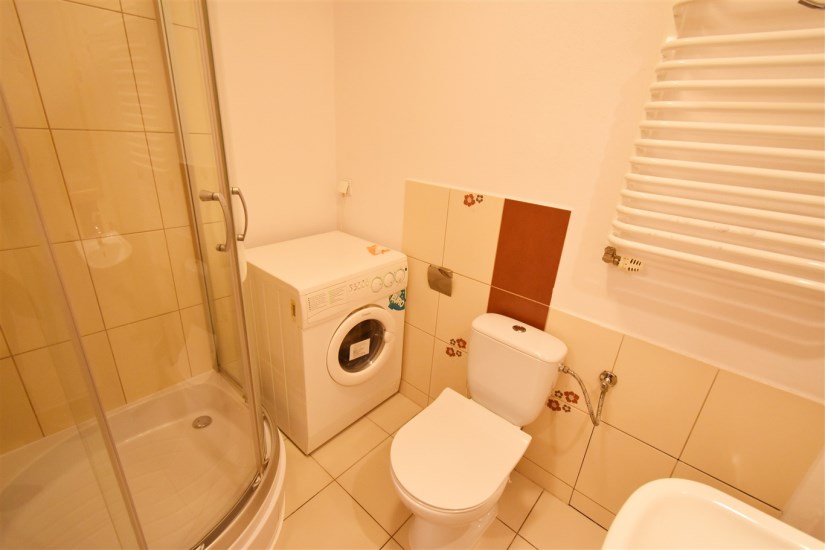 Mieszkanie Wynajem - Kielce province, Kielce m., Kielce, Centrum