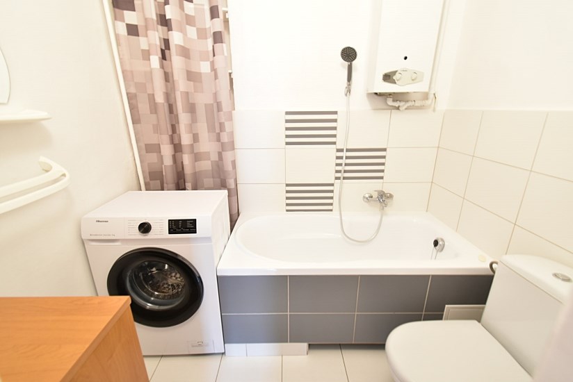 Mieszkanie Wynajem - Kielce province, Kielce m., Kielce, Sady