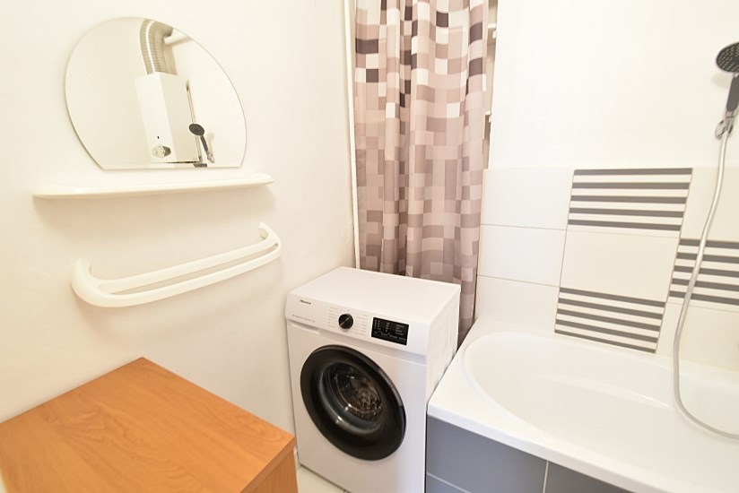 Mieszkanie Wynajem - Kielce province, Kielce m., Kielce, Sady