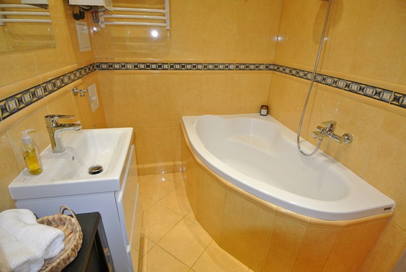 Mieszkanie Wynajem - Kielce province, Kielce m., Kielce, Podkarczówka