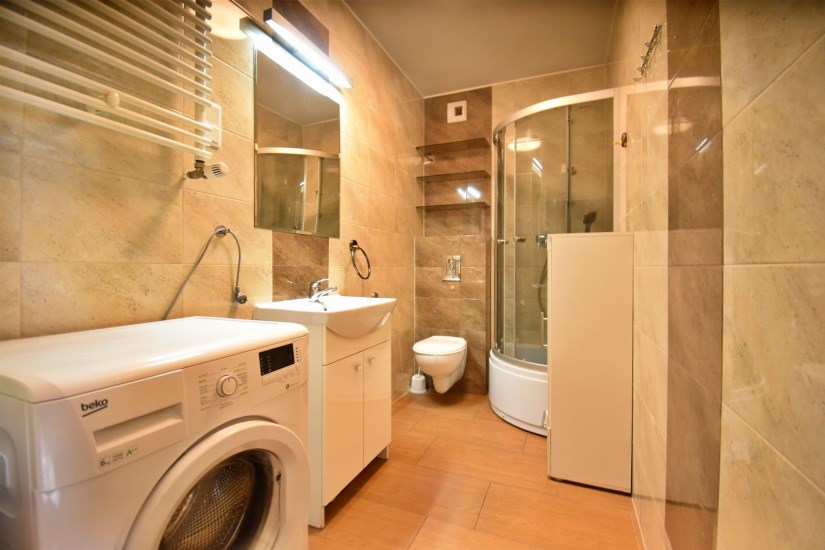 Mieszkanie Wynajem - Kielce province, Kielce m., Kielce, Centrum