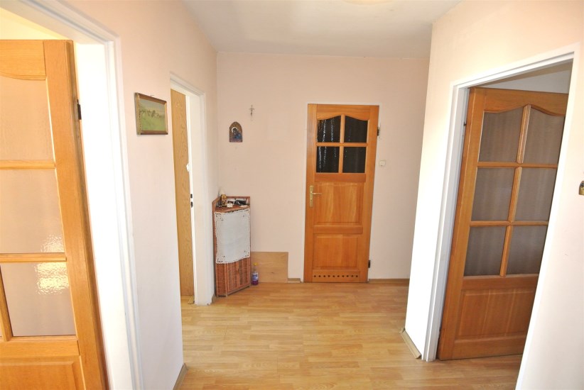 Mieszkanie Sprzedaż - Kielce province, kielecki, Chmielnik