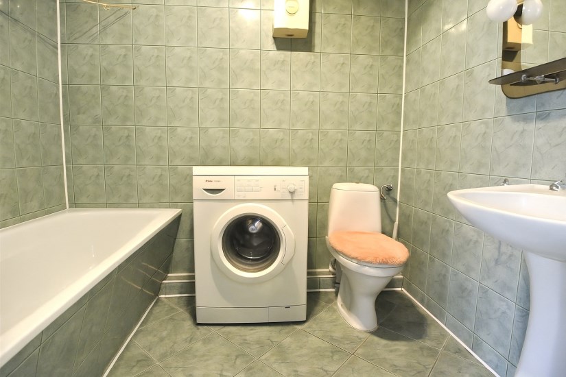 Mieszkanie Sprzedaż - Kielce province, kielecki, Chmielnik