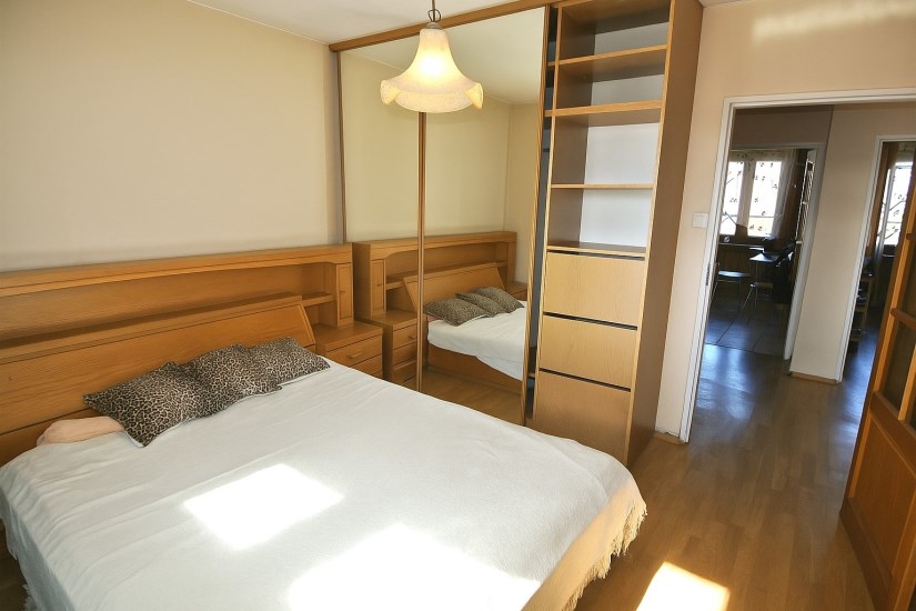 Mieszkanie Sprzedaż - Kielce province, kielecki, Chmielnik