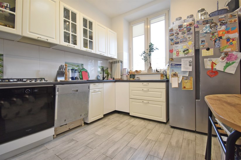 Mieszkanie Sprzedaż - Kielce province, Kielce m., Kielce, Centrum