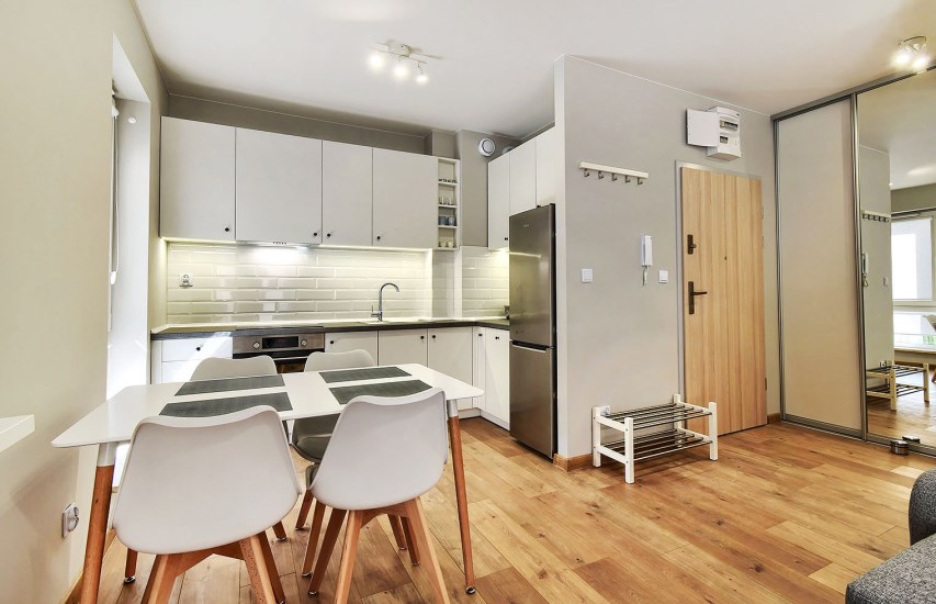 Mieszkanie Wynajem - Kielce province, Kielce m., Kielce, Centrum