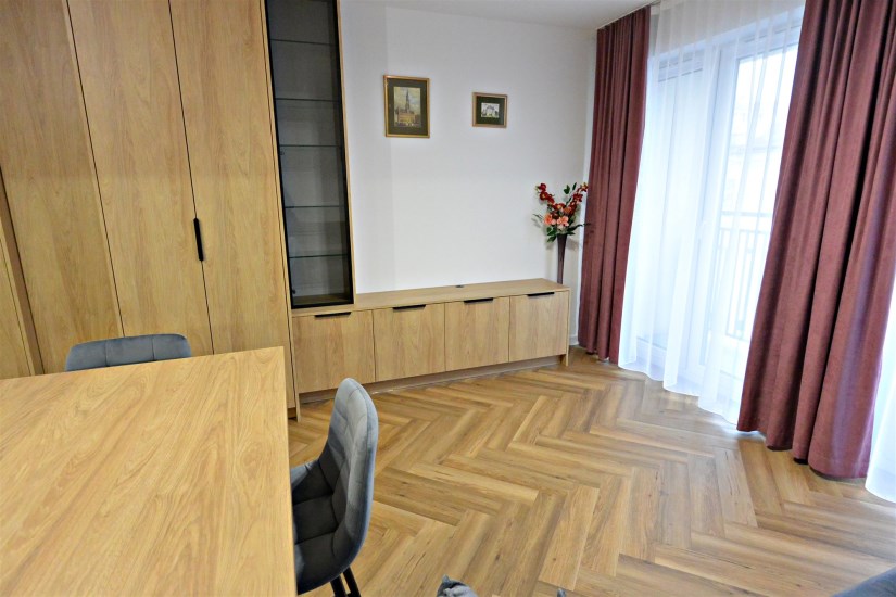 Mieszkanie Wynajem - Kielce province, Kielce m., Kielce, Centrum