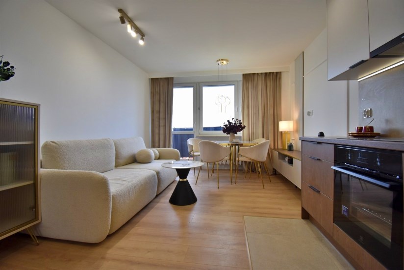 Mieszkanie Sprzedaż - Kielce province, Kielce m., Kielce, Świętokrzyskie