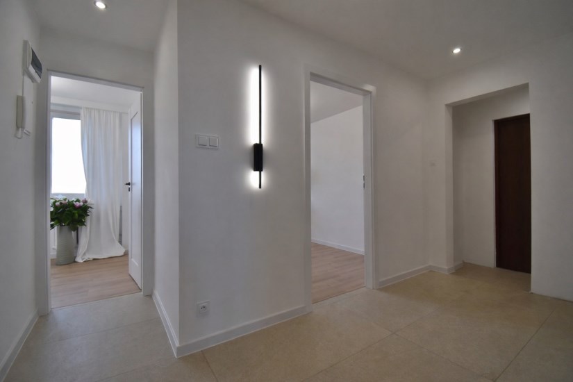 Mieszkanie Sprzedaż - Kielce province, Kielce m., Kielce, Świętokrzyskie