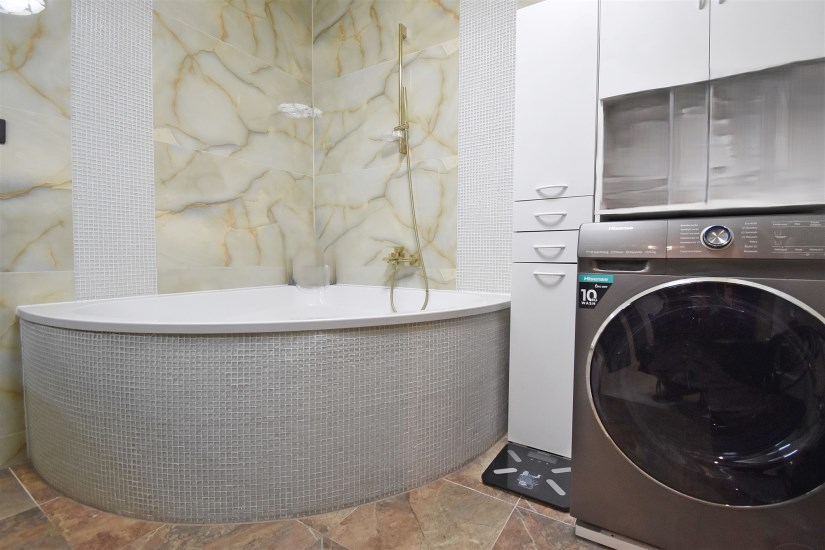 Mieszkanie Sprzedaż - Kielce province, Kielce m., Kielce, Centrum