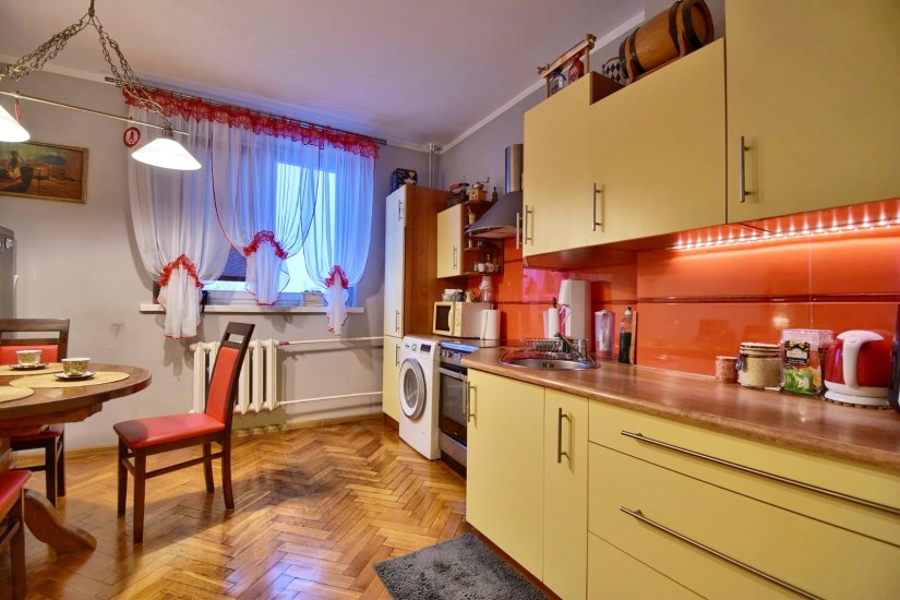 Mieszkanie Sprzedaż - Kielce province, Kielce m., Kielce, Szydłówek