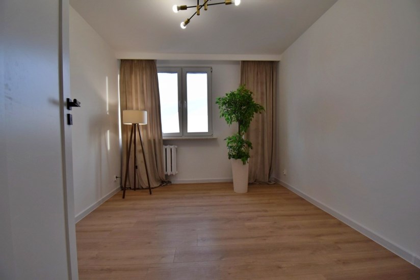 Mieszkanie Sprzedaż - Kielce province, Kielce m., Kielce, Świętokrzyskie