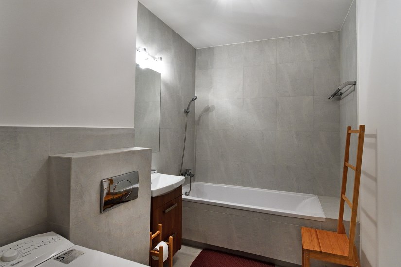 Mieszkanie Wynajem - Kielce province, Kielce m., Kielce, Centrum