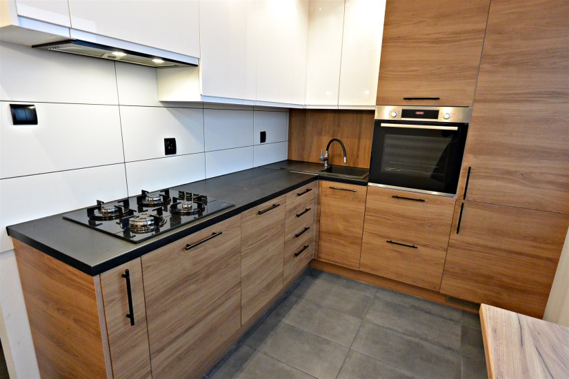 Mieszkanie Sprzedaż - Kielce province, skarżyski, Skarżysko-Kamienna