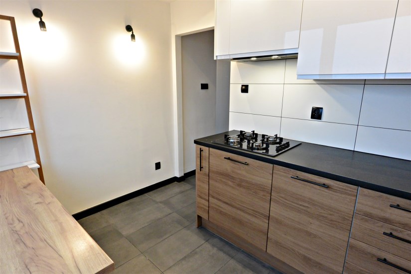 Mieszkanie Sprzedaż - Kielce province, skarżyski, Skarżysko-Kamienna