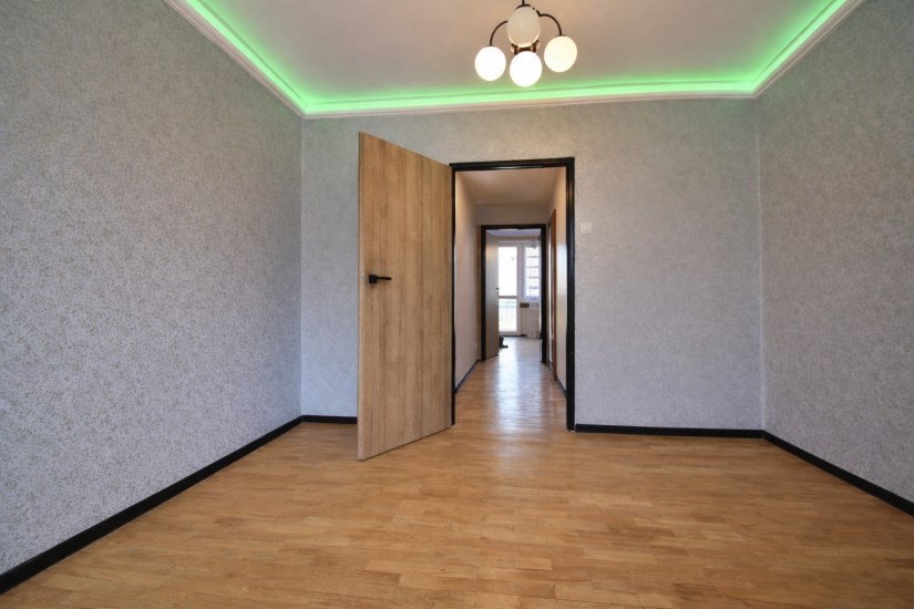 Mieszkanie Sprzedaż - Kielce province, Kielce m., Kielce, Centrum