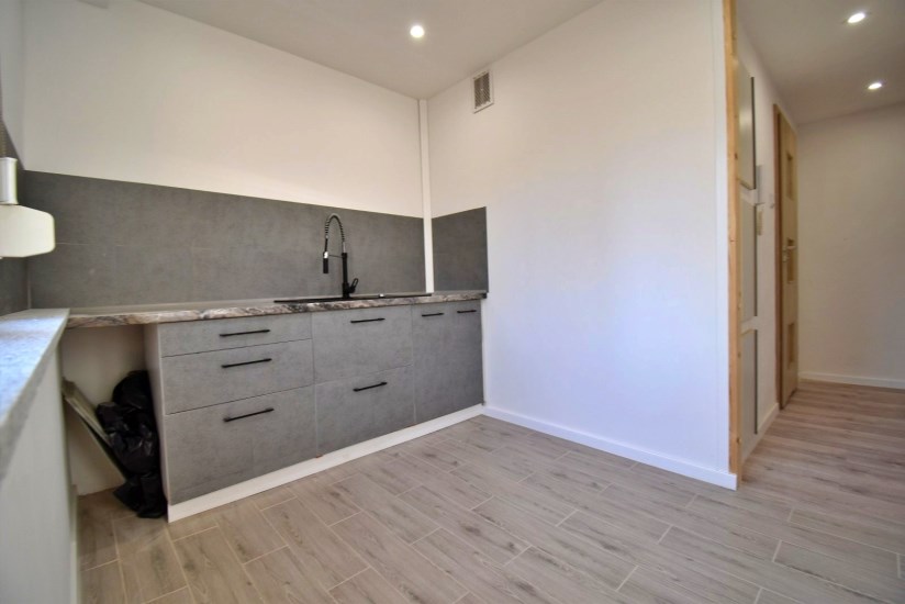 Mieszkanie Sprzedaż - Kielce province, Kielce m., Kielce, KSM