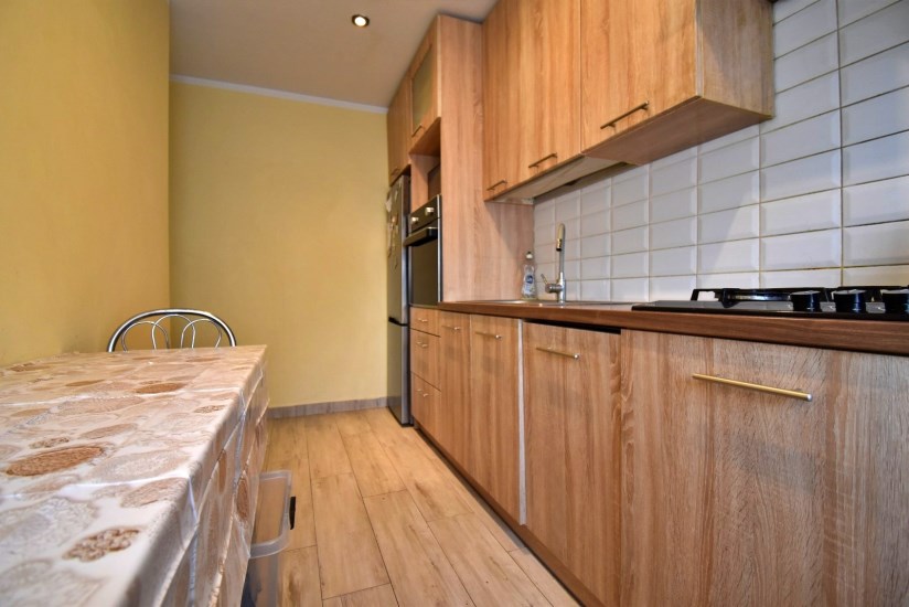 Mieszkanie Sprzedaż - Kielce province, jędrzejowski, Małogoszcz