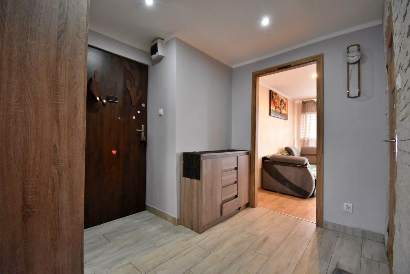 Mieszkanie Sprzedaż - Kielce province, jędrzejowski, Małogoszcz