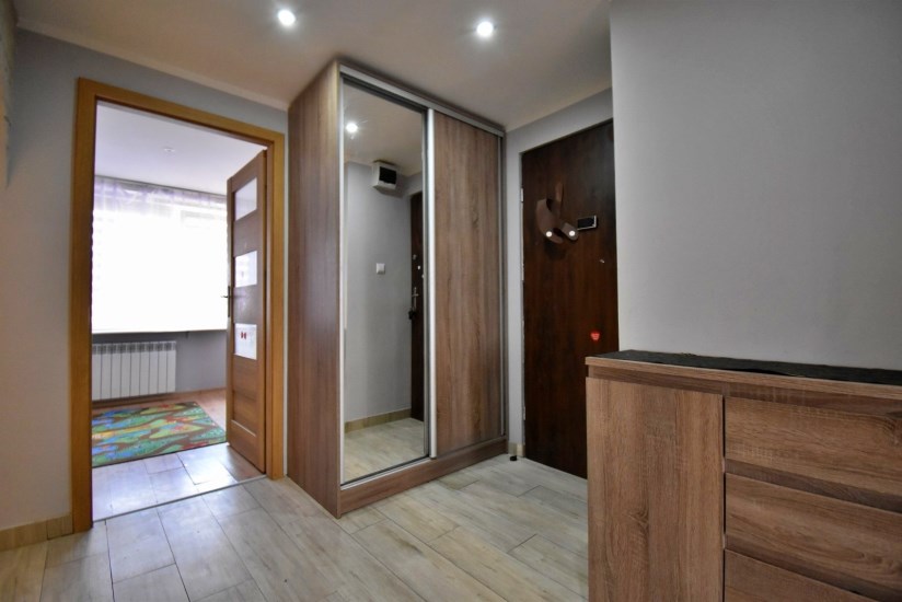 Mieszkanie Sprzedaż - Kielce province, jędrzejowski, Małogoszcz